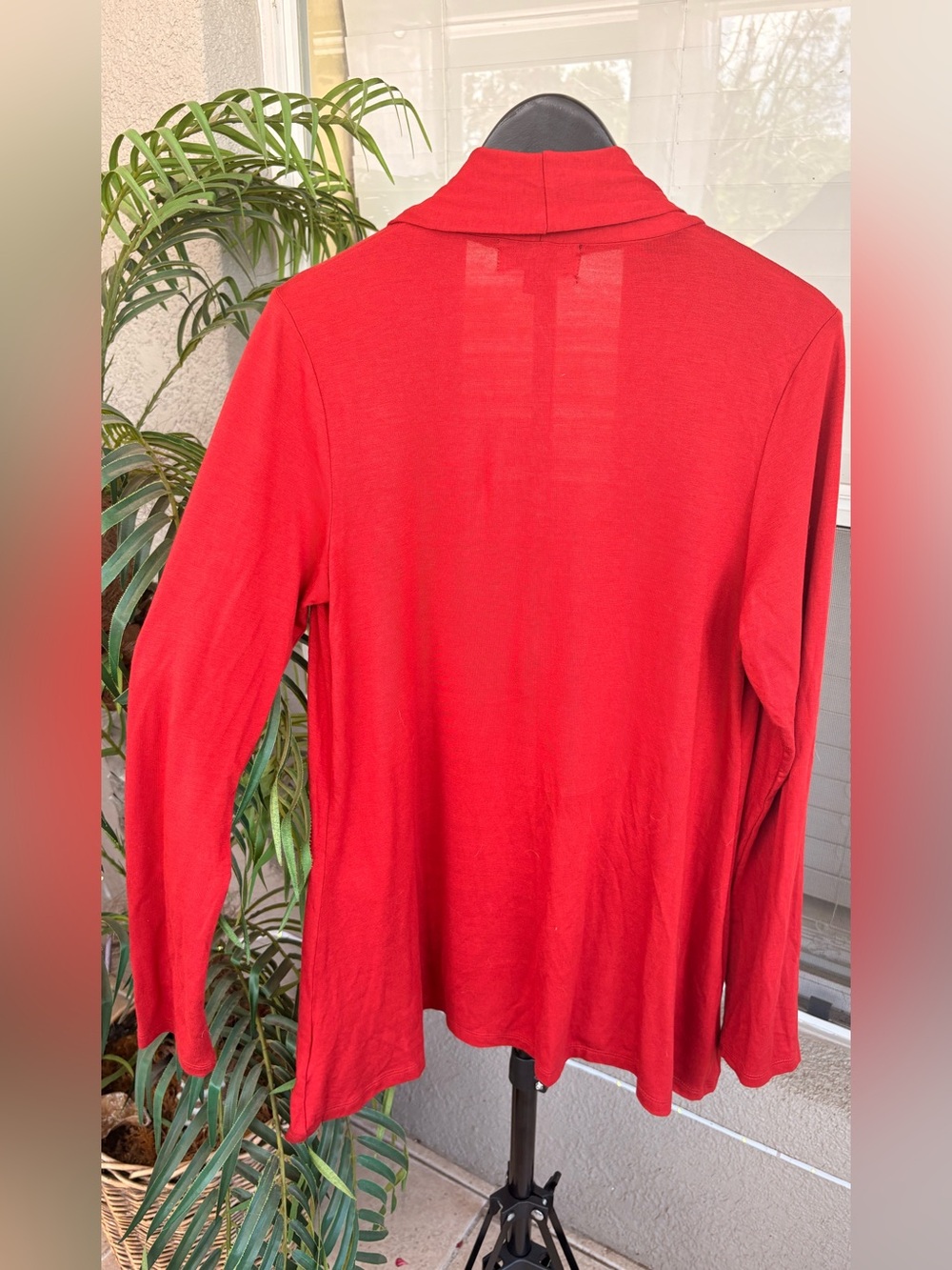 GG Collection Open-Front Red Cardigan - Picture 2 of 7